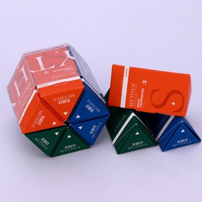 गर्म मुद्रांकन अनुकूलित उपहार बॉक्स कार्डबोर्ड कागज कॉस्मेटिक उपहार बॉक्स पैकेजिंग